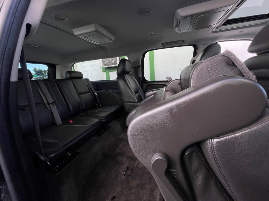 2011 Chevrolet Suburban 4WD 4dr 1500 LTZ, available for sale in Corona, California | Green Light Auto. Corona, California 2011 Chevrolet Suburban 4WD 4dr 1500 LTZ, available for sale in Corona, California | Green Light Auto. Corona, California