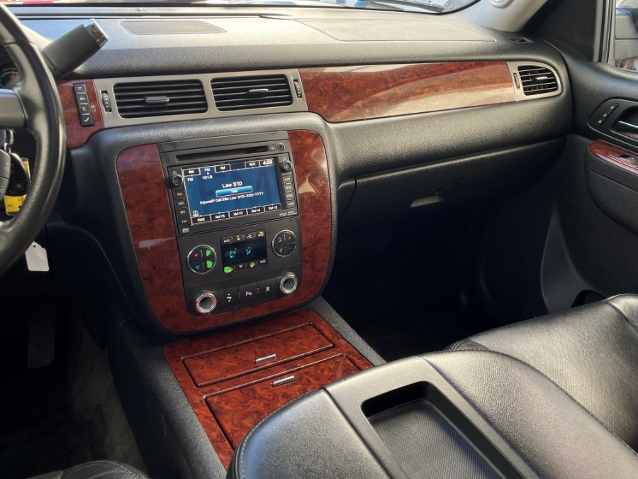 2011 Chevrolet Suburban 4WD 4dr 1500 LTZ, available for sale in Corona, California | Green Light Auto. Corona, California 2011 Chevrolet Suburban 4WD 4dr 1500 LTZ, available for sale in Corona, California | Green Light Auto. Corona, California
