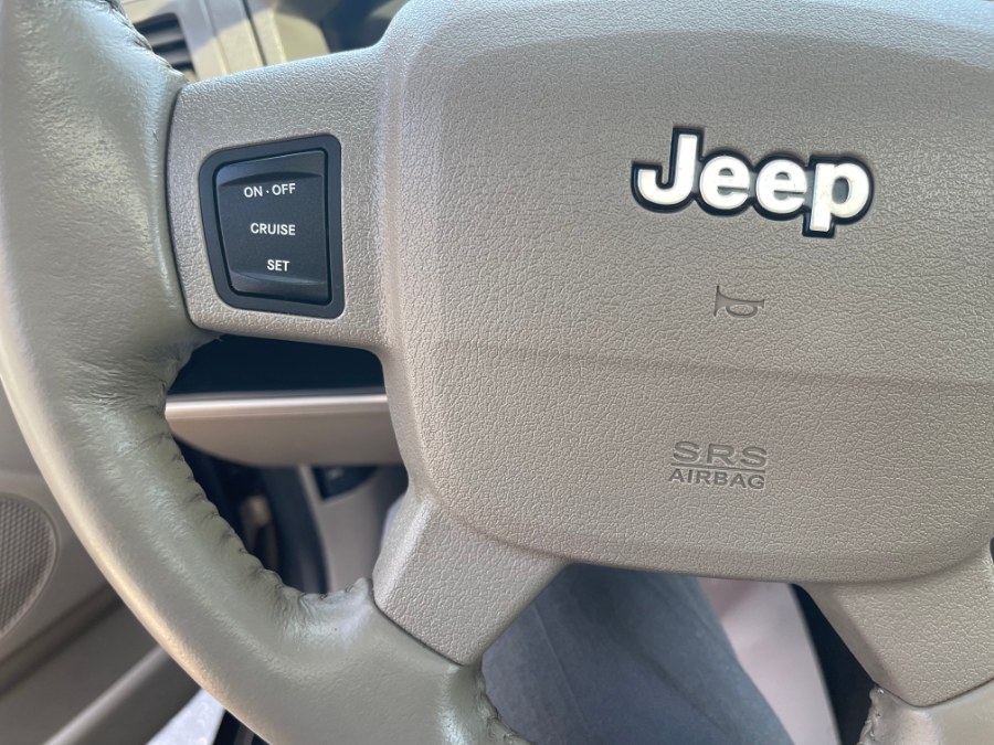2006 Jeep Grand Cherokee 4dr Laredo 4WD, available for sale in Huntington Station, New York | My Auto Inc.. Huntington Station, New York 2006 Jeep Grand Cherokee 4dr Laredo 4WD, available for sale in Huntington Station, New York | My Auto Inc.. Huntington Station, New York