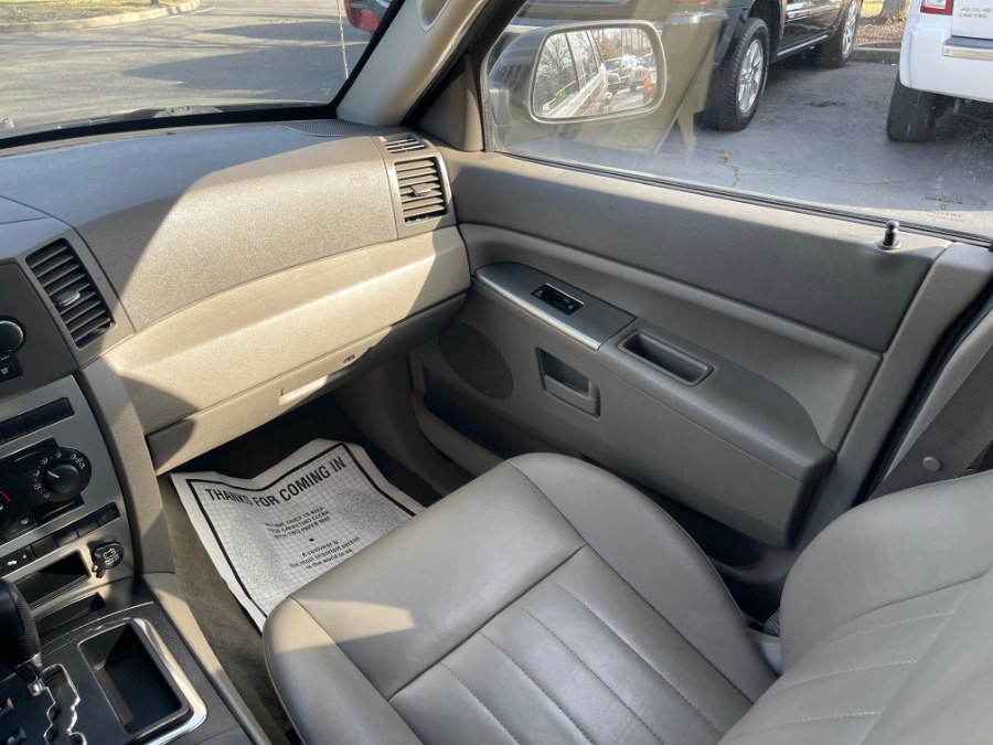 2006 Jeep Grand Cherokee 4dr Laredo 4WD, available for sale in Huntington Station, New York | My Auto Inc.. Huntington Station, New York 2006 Jeep Grand Cherokee 4dr Laredo 4WD, available for sale in Huntington Station, New York | My Auto Inc.. Huntington Station, New York