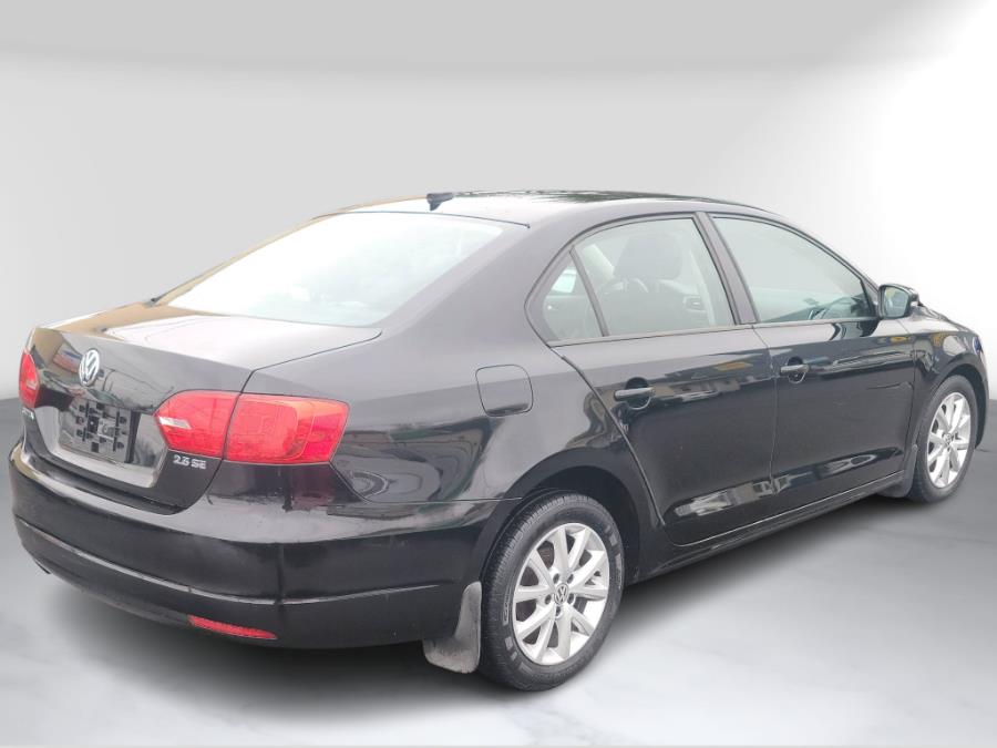 2012 Volkswagen Jetta Sedan 4dr Auto SE w/Convenience & Sunroof PZEV, available for sale in Philadelphia, Pennsylvania | Eugen's Auto Sales & Repairs. Philadelphia, Pennsylvania 2012 Volkswagen Jetta Sedan 4dr Auto SE w/Convenience & Sunroof PZEV, available for sale in Philadelphia, Pennsylvania | Eugen's Auto Sales & Repairs. Philadelphia, Pennsylvania