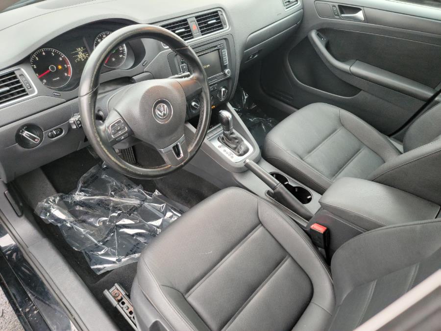 2012 Volkswagen Jetta Sedan 4dr Auto SE w/Convenience & Sunroof PZEV, available for sale in Philadelphia, Pennsylvania | Eugen's Auto Sales & Repairs. Philadelphia, Pennsylvania 2012 Volkswagen Jetta Sedan 4dr Auto SE w/Convenience & Sunroof PZEV, available for sale in Philadelphia, Pennsylvania | Eugen's Auto Sales & Repairs. Philadelphia, Pennsylvania