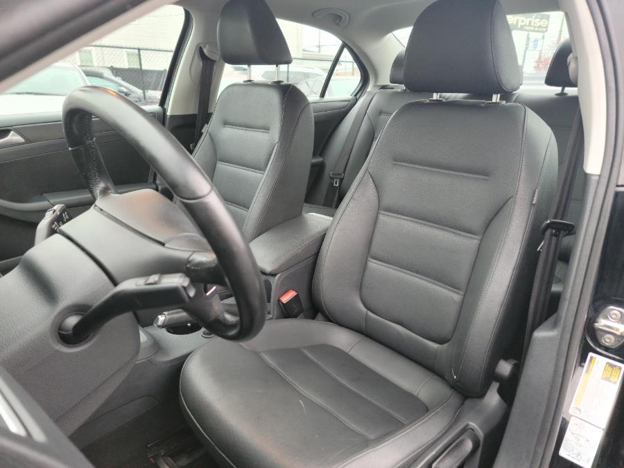 2012 Volkswagen Jetta Sedan 4dr Auto SE w/Convenience & Sunroof PZEV, available for sale in Philadelphia, Pennsylvania | Eugen's Auto Sales & Repairs. Philadelphia, Pennsylvania 2012 Volkswagen Jetta Sedan 4dr Auto SE w/Convenience & Sunroof PZEV, available for sale in Philadelphia, Pennsylvania | Eugen's Auto Sales & Repairs. Philadelphia, Pennsylvania
