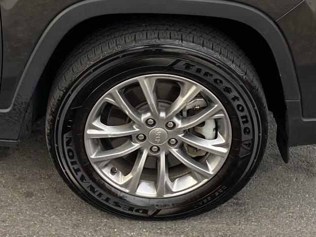 2022 Jeep Cherokee Latitude Lux, available for sale in Bronx, New York | Eastchester Motor Cars. Bronx, New York 2022 Jeep Cherokee Latitude Lux, available for sale in Bronx, New York | Eastchester Motor Cars. Bronx, New York