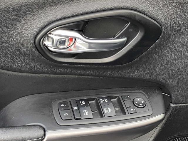 2022 Jeep Cherokee Latitude Lux, available for sale in Bronx, New York | Eastchester Motor Cars. Bronx, New York 2022 Jeep Cherokee Latitude Lux, available for sale in Bronx, New York | Eastchester Motor Cars. Bronx, New York