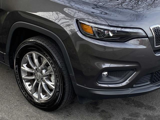 2022 Jeep Cherokee Latitude Lux, available for sale in Bronx, New York | Eastchester Motor Cars. Bronx, New York 2022 Jeep Cherokee Latitude Lux, available for sale in Bronx, New York | Eastchester Motor Cars. Bronx, New York