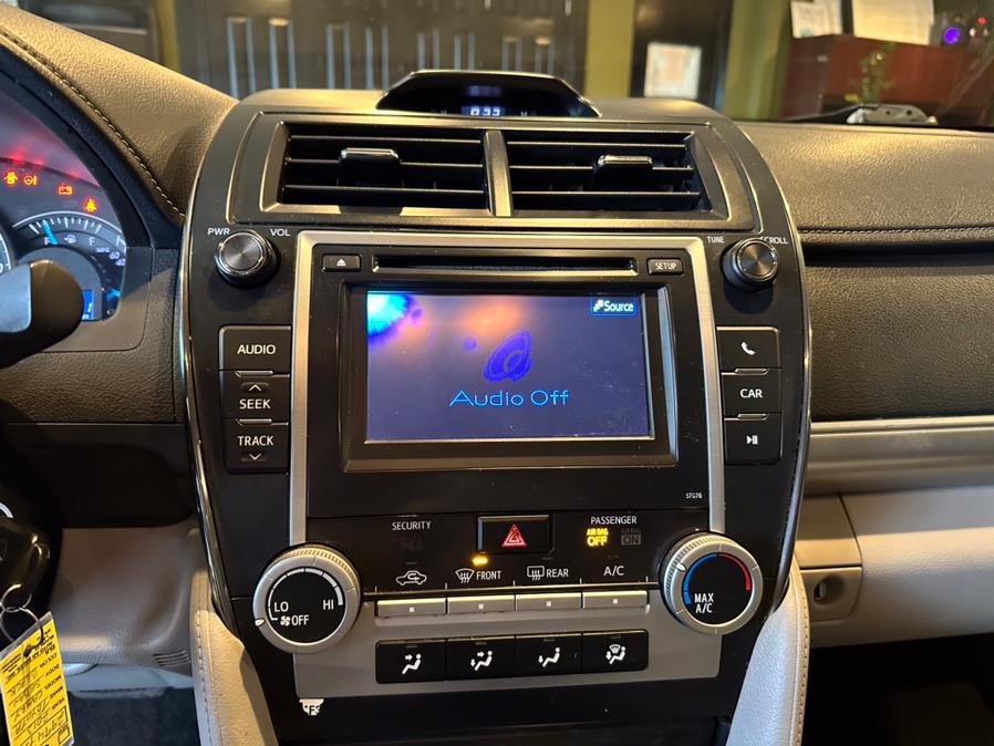 2013 Toyota Camry 4dr Sdn I4 Auto LE (Natl), available for sale in West Hartford, Connecticut | AutoMax. West Hartford, Connecticut 2013 Toyota Camry 4dr Sdn I4 Auto LE (Natl), available for sale in West Hartford, Connecticut | AutoMax. West Hartford, Connecticut