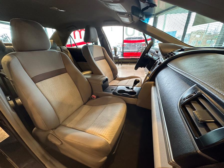 2013 Toyota Camry 4dr Sdn I4 Auto LE (Natl), available for sale in West Hartford, Connecticut | AutoMax. West Hartford, Connecticut 2013 Toyota Camry 4dr Sdn I4 Auto LE (Natl), available for sale in West Hartford, Connecticut | AutoMax. West Hartford, Connecticut