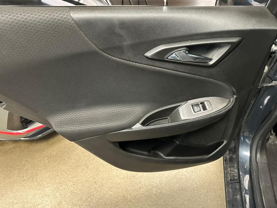2020 Chevrolet Malibu 4dr Sdn LT, available for sale in Inwood, New York | 5 Towns Drive. Inwood, New York 2020 Chevrolet Malibu 4dr Sdn LT, available for sale in Inwood, New York | 5 Towns Drive. Inwood, New York