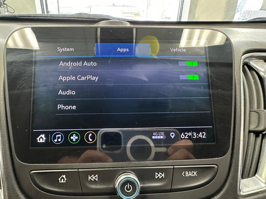 2020 Chevrolet Malibu 4dr Sdn LT, available for sale in Inwood, New York | 5 Towns Drive. Inwood, New York 2020 Chevrolet Malibu 4dr Sdn LT, available for sale in Inwood, New York | 5 Towns Drive. Inwood, New York
