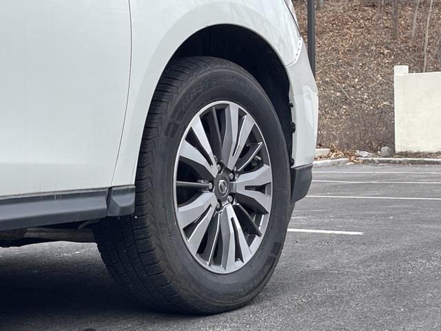 2017 Nissan Pathfinder S, available for sale in Brookfield, Connecticut | Blasius Federal Road. Brookfield, Connecticut 2017 Nissan Pathfinder S, available for sale in Brookfield, Connecticut | Blasius Federal Road. Brookfield, Connecticut
