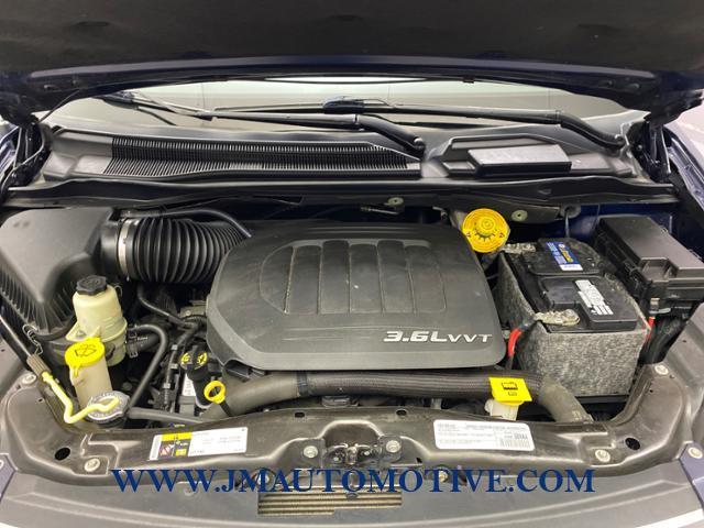 2016 Chrysler Town & Country 4dr Wgn Touring, available for sale in Naugatuck, Connecticut | J&M Automotive Sls&Svc LLC. Naugatuck, Connecticut 2016 Chrysler Town & Country 4dr Wgn Touring, available for sale in Naugatuck, Connecticut | J&M Automotive Sls&Svc LLC. Naugatuck, Connecticut