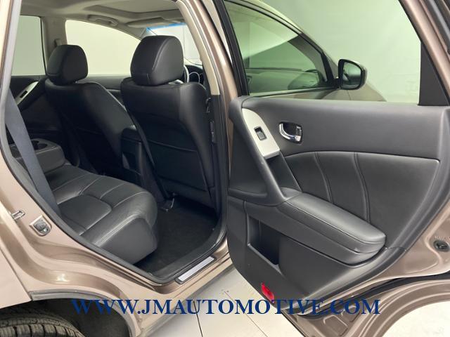 2014 Nissan Murano AWD 4dr SL, available for sale in Naugatuck, Connecticut | J&M Automotive Sls&Svc LLC. Naugatuck, Connecticut 2014 Nissan Murano AWD 4dr SL, available for sale in Naugatuck, Connecticut | J&M Automotive Sls&Svc LLC. Naugatuck, Connecticut