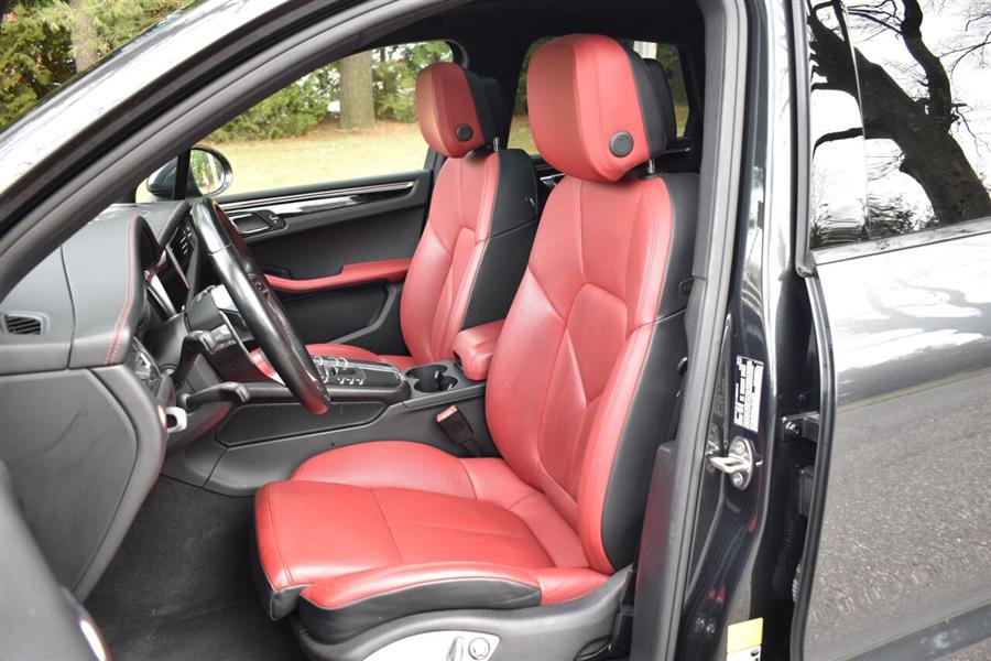2020 Porsche Macan Base AWD 4dr SUV, available for sale in Great Neck, New York | Camy Cars. Great Neck, New York 2020 Porsche Macan Base AWD 4dr SUV, available for sale in Great Neck, New York | Camy Cars. Great Neck, New York