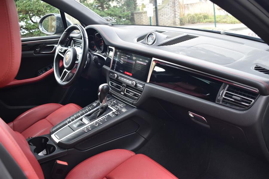 2020 Porsche Macan Base AWD 4dr SUV, available for sale in Great Neck, New York | Camy Cars. Great Neck, New York 2020 Porsche Macan Base AWD 4dr SUV, available for sale in Great Neck, New York | Camy Cars. Great Neck, New York