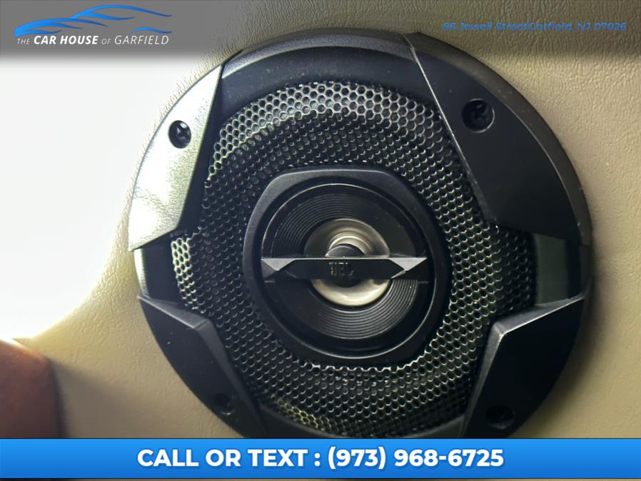 2017 Mercedes-Benz Metris Passenger Van Standard Roof 126" Wheelbase, available for sale in Wayne, New Jersey | Car House Of Garfield. Wayne, New Jersey 2017 Mercedes-Benz Metris Passenger Van Standard Roof 126" Wheelbase, available for sale in Wayne, New Jersey | Car House Of Garfield. Wayne, New Jersey