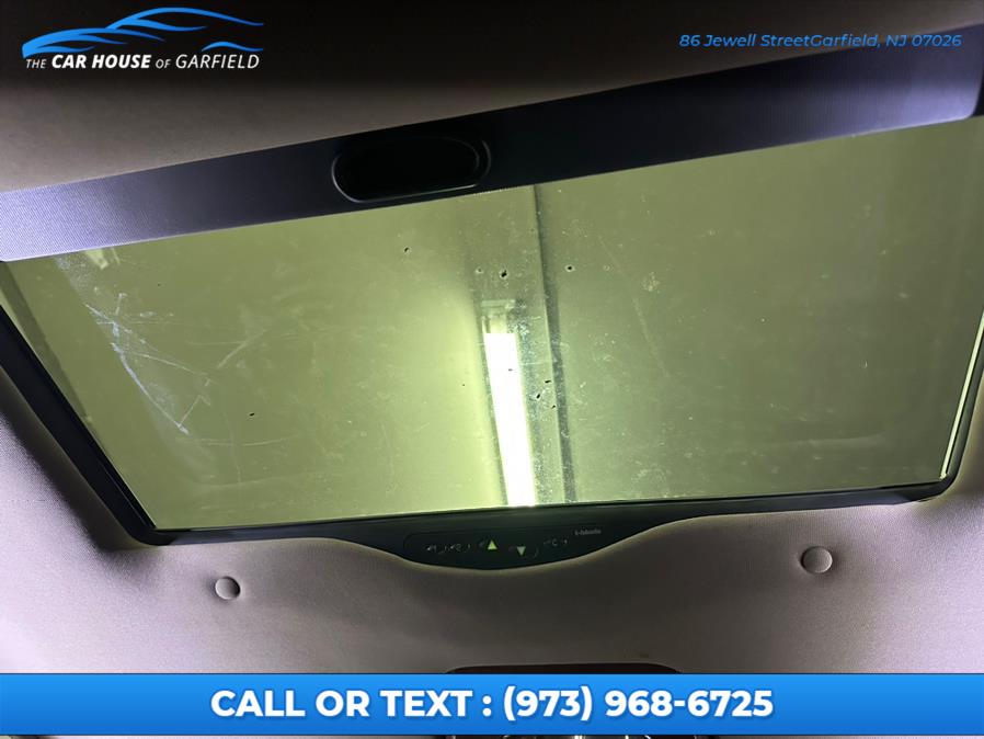 2017 Mercedes-Benz Metris Passenger Van Standard Roof 126" Wheelbase, available for sale in Wayne, New Jersey | Car House Of Garfield. Wayne, New Jersey 2017 Mercedes-Benz Metris Passenger Van Standard Roof 126" Wheelbase, available for sale in Wayne, New Jersey | Car House Of Garfield. Wayne, New Jersey