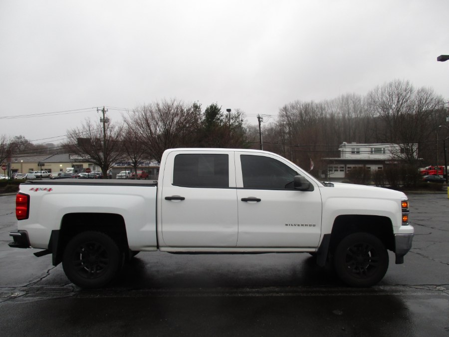 2014 Chevrolet Silverado 1500 4WD Crew Cab 143.5" LT w/1LT, available for sale in New Britain, Connecticut | Universal Motors LLC. New Britain, Connecticut 2014 Chevrolet Silverado 1500 4WD Crew Cab 143.5" LT w/1LT, available for sale in New Britain, Connecticut | Universal Motors LLC. New Britain, Connecticut
