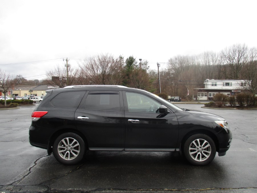 2014 Nissan Pathfinder 4WD 4dr SV, available for sale in New Britain, Connecticut | Universal Motors LLC. New Britain, Connecticut 2014 Nissan Pathfinder 4WD 4dr SV, available for sale in New Britain, Connecticut | Universal Motors LLC. New Britain, Connecticut