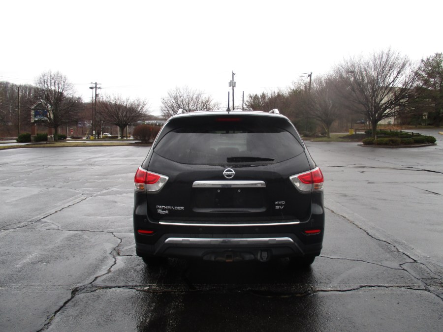 2014 Nissan Pathfinder 4WD 4dr SV, available for sale in New Britain, Connecticut | Universal Motors LLC. New Britain, Connecticut 2014 Nissan Pathfinder 4WD 4dr SV, available for sale in New Britain, Connecticut | Universal Motors LLC. New Britain, Connecticut