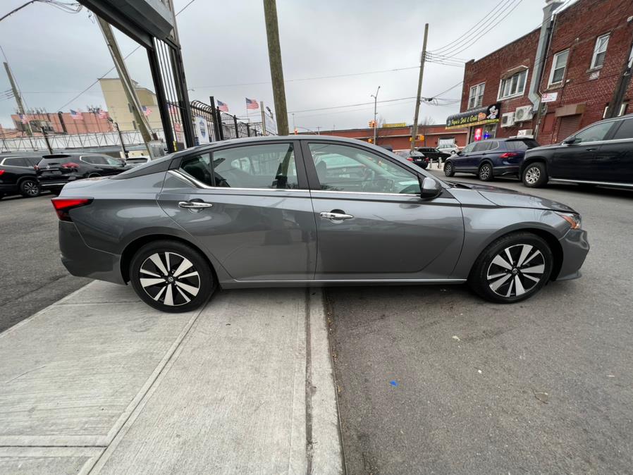 2021 Nissan Altima 2.5 SV Sedan, available for sale in Jamaica, New York | Sunrise Autoland. Jamaica, New York 2021 Nissan Altima 2.5 SV Sedan, available for sale in Jamaica, New York | Sunrise Autoland. Jamaica, New York