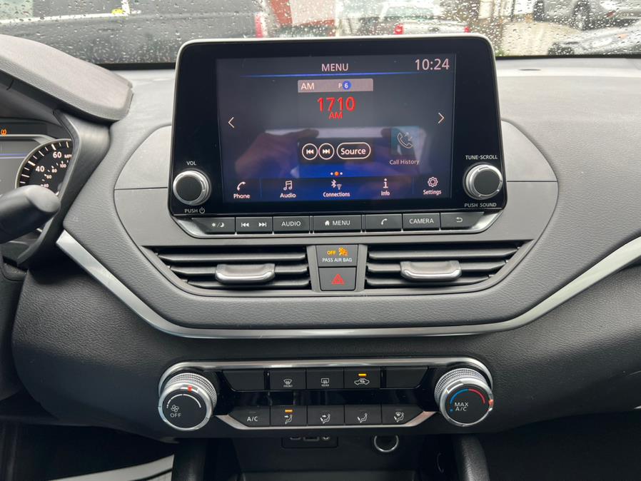 2021 Nissan Altima 2.5 SV Sedan, available for sale in Jamaica, New York | Sunrise Autoland. Jamaica, New York 2021 Nissan Altima 2.5 SV Sedan, available for sale in Jamaica, New York | Sunrise Autoland. Jamaica, New York