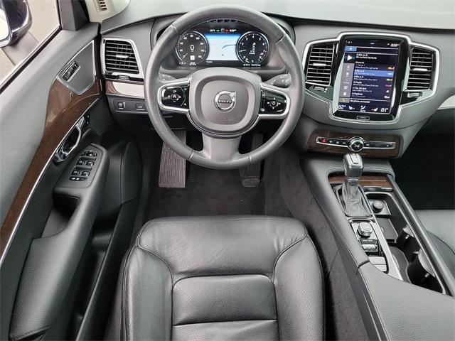 2016 Volvo Xc90 T6 Momentum, available for sale in Stratford, Connecticut | Wiz Leasing Inc. Stratford, Connecticut 2016 Volvo Xc90 T6 Momentum, available for sale in Stratford, Connecticut | Wiz Leasing Inc. Stratford, Connecticut