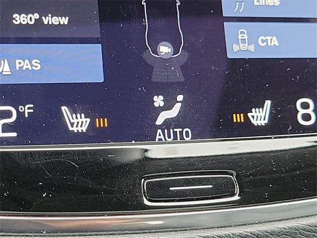 2016 Volvo Xc90 T6 Momentum, available for sale in Stratford, Connecticut | Wiz Leasing Inc. Stratford, Connecticut 2016 Volvo Xc90 T6 Momentum, available for sale in Stratford, Connecticut | Wiz Leasing Inc. Stratford, Connecticut