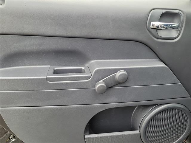 2016 Jeep Patriot Sport SE, available for sale in Stratford, Connecticut | Wiz Leasing Inc. Stratford, Connecticut 2016 Jeep Patriot Sport SE, available for sale in Stratford, Connecticut | Wiz Leasing Inc. Stratford, Connecticut