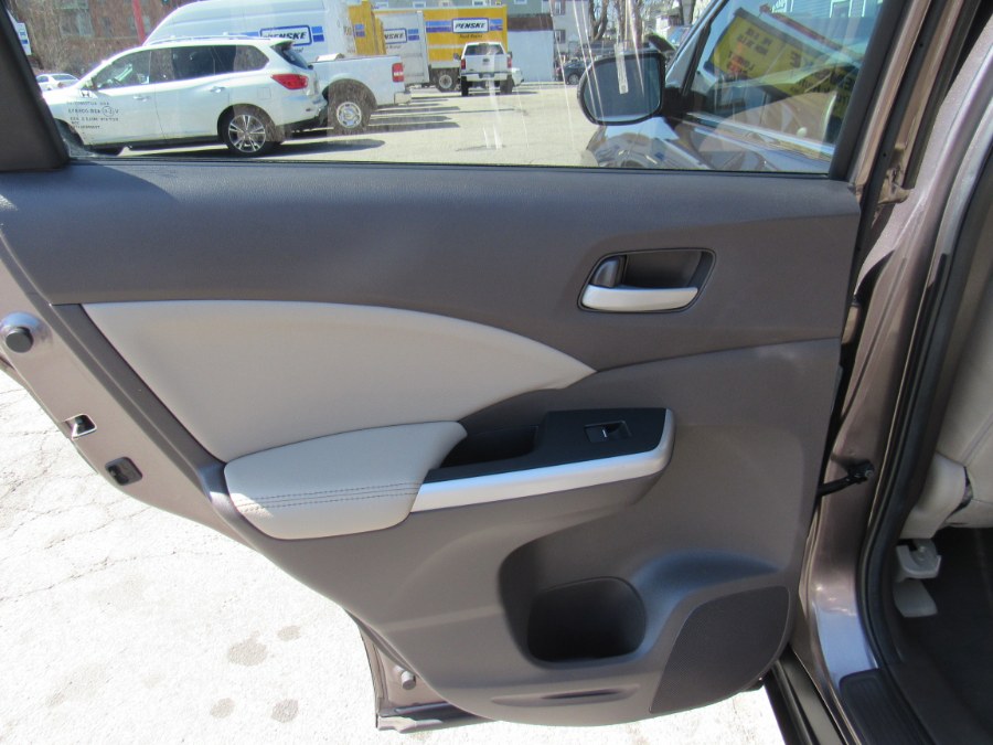 2014 Honda CR-V EX-L w/Navi, available for sale in Worcester, Massachusetts | Hilario's Auto Sales Inc.. Worcester, Massachusetts 2014 Honda CR-V EX-L w/Navi, available for sale in Worcester, Massachusetts | Hilario's Auto Sales Inc.. Worcester, Massachusetts