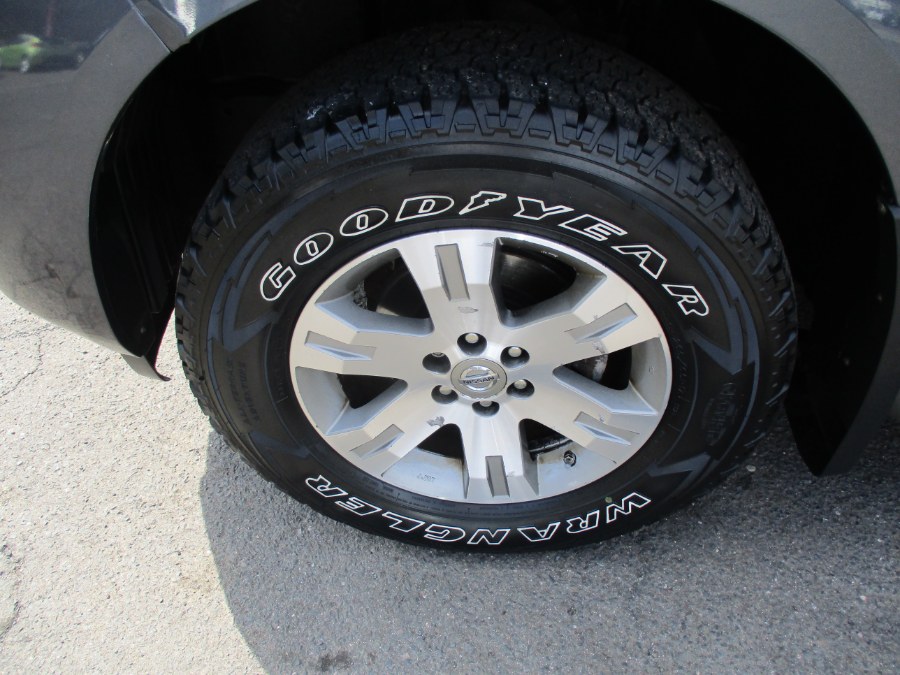 2012 Nissan Pathfinder SV 4x4, available for sale in Meriden, Connecticut | Cos Central Auto. Meriden, Connecticut 2012 Nissan Pathfinder SV 4x4, available for sale in Meriden, Connecticut | Cos Central Auto. Meriden, Connecticut