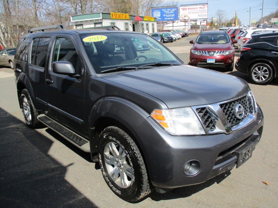 2012 Nissan Pathfinder SV 4x4, available for sale in Meriden, Connecticut | Cos Central Auto. Meriden, Connecticut 2012 Nissan Pathfinder SV 4x4, available for sale in Meriden, Connecticut | Cos Central Auto. Meriden, Connecticut