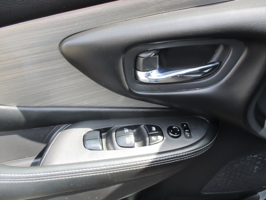 2016 Nissan Murano S AWD, available for sale in Meriden, Connecticut | Cos Central Auto. Meriden, Connecticut 2016 Nissan Murano S AWD, available for sale in Meriden, Connecticut | Cos Central Auto. Meriden, Connecticut