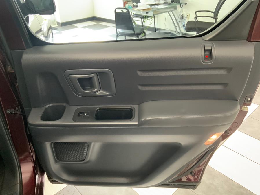 2010 Honda Ridgeline 4WD Crew Cab RTL w/Navi, available for sale in Hartford, Connecticut | Franklin Motors Auto Sales LLC. Hartford, Connecticut 2010 Honda Ridgeline 4WD Crew Cab RTL w/Navi, available for sale in Hartford, Connecticut | Franklin Motors Auto Sales LLC. Hartford, Connecticut