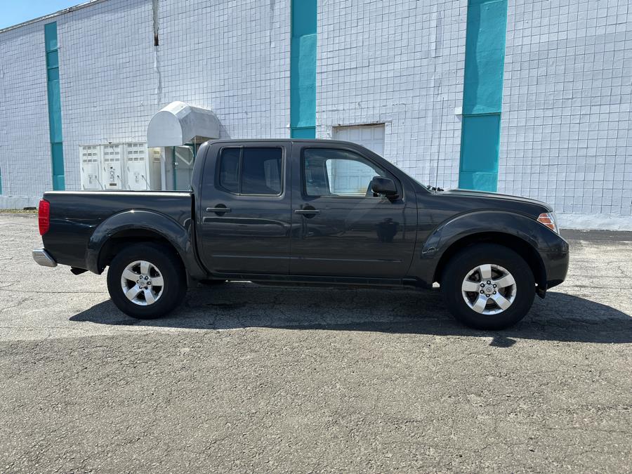 2013 Nissan Frontier 4WD Crew Cab SWB SV AUTO, available for sale in Milford, Connecticut | Dealertown Auto Wholesalers. Milford, Connecticut 2013 Nissan Frontier 4WD Crew Cab SWB SV AUTO, available for sale in Milford, Connecticut | Dealertown Auto Wholesalers. Milford, Connecticut