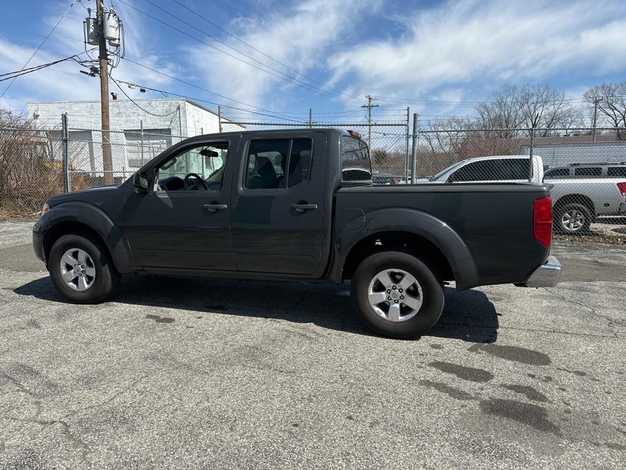 2013 Nissan Frontier 4WD Crew Cab SWB SV AUTO, available for sale in Milford, Connecticut | Dealertown Auto Wholesalers. Milford, Connecticut 2013 Nissan Frontier 4WD Crew Cab SWB SV AUTO, available for sale in Milford, Connecticut | Dealertown Auto Wholesalers. Milford, Connecticut