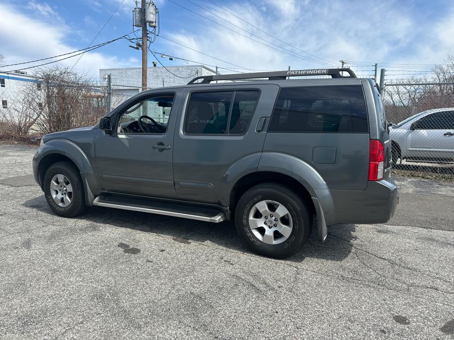 2007 Nissan Pathfinder 4WD 4dr SE, available for sale in Milford, Connecticut | Dealertown Auto Wholesalers. Milford, Connecticut 2007 Nissan Pathfinder 4WD 4dr SE, available for sale in Milford, Connecticut | Dealertown Auto Wholesalers. Milford, Connecticut