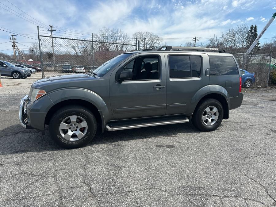 2007 Nissan Pathfinder 4WD 4dr SE, available for sale in Milford, Connecticut | Dealertown Auto Wholesalers. Milford, Connecticut 2007 Nissan Pathfinder 4WD 4dr SE, available for sale in Milford, Connecticut | Dealertown Auto Wholesalers. Milford, Connecticut