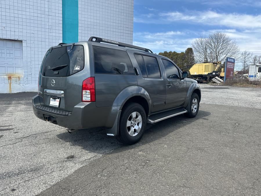 2007 Nissan Pathfinder 4WD 4dr SE, available for sale in Milford, Connecticut | Dealertown Auto Wholesalers. Milford, Connecticut 2007 Nissan Pathfinder 4WD 4dr SE, available for sale in Milford, Connecticut | Dealertown Auto Wholesalers. Milford, Connecticut