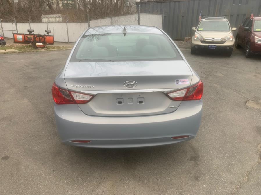 2011 Hyundai Sonata 4dr Sdn 2.4L Auto Ltd PZEV *Ltd Avail*, available for sale in Taunton, Massachusetts | Rt 138 Auto Center Inc . Taunton, Massachusetts 2011 Hyundai Sonata 4dr Sdn 2.4L Auto Ltd PZEV *Ltd Avail*, available for sale in Taunton, Massachusetts | Rt 138 Auto Center Inc . Taunton, Massachusetts