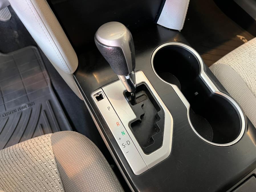 2014 Toyota Camry 2014.5 4dr Sdn I4 Auto LE (Natl), available for sale in West Hartford, Connecticut | AutoMax. West Hartford, Connecticut 2014 Toyota Camry 2014.5 4dr Sdn I4 Auto LE (Natl), available for sale in West Hartford, Connecticut | AutoMax. West Hartford, Connecticut