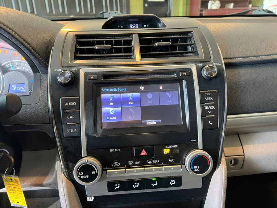2014 Toyota Camry 2014.5 4dr Sdn I4 Auto LE (Natl), available for sale in West Hartford, Connecticut | AutoMax. West Hartford, Connecticut 2014 Toyota Camry 2014.5 4dr Sdn I4 Auto LE (Natl), available for sale in West Hartford, Connecticut | AutoMax. West Hartford, Connecticut