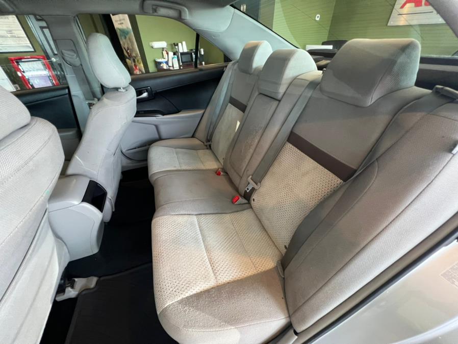 2014 Toyota Camry 2014.5 4dr Sdn I4 Auto LE (Natl), available for sale in West Hartford, Connecticut | AutoMax. West Hartford, Connecticut 2014 Toyota Camry 2014.5 4dr Sdn I4 Auto LE (Natl), available for sale in West Hartford, Connecticut | AutoMax. West Hartford, Connecticut