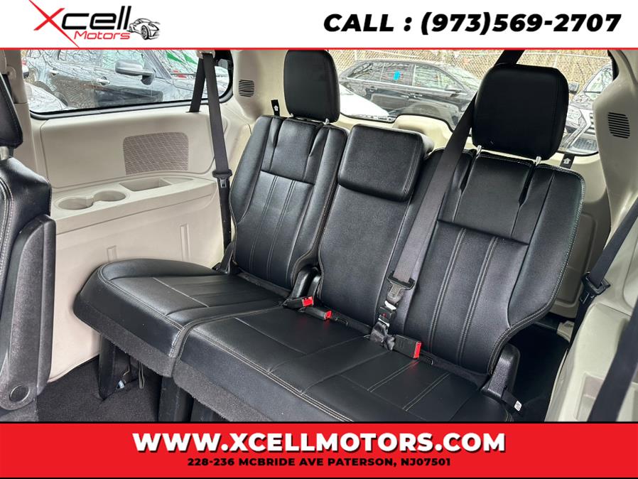 2016 Chrysler Town & Country 4dr Wgn Touring, available for sale in Paterson, New Jersey | Xcell Motors LLC. Paterson, New Jersey 2016 Chrysler Town & Country 4dr Wgn Touring, available for sale in Paterson, New Jersey | Xcell Motors LLC. Paterson, New Jersey