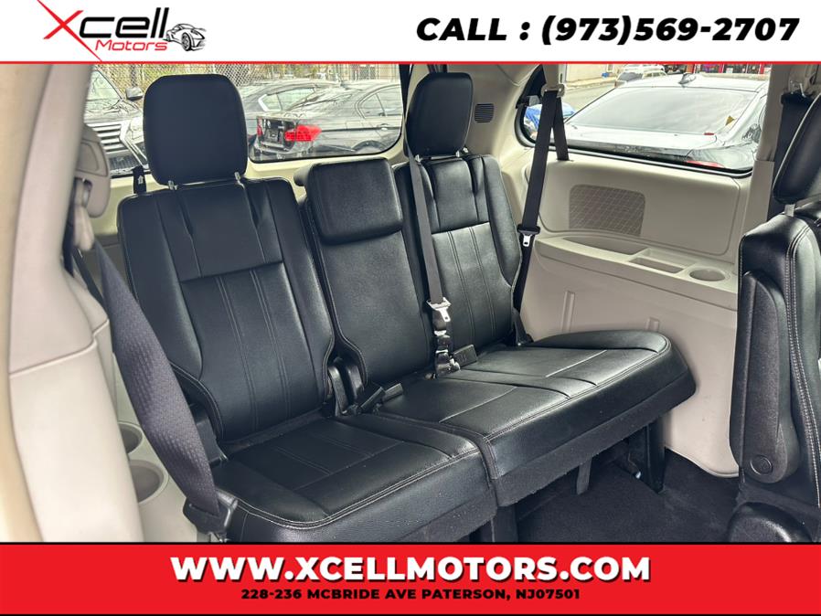 2016 Chrysler Town & Country 4dr Wgn Touring, available for sale in Paterson, New Jersey | Xcell Motors LLC. Paterson, New Jersey 2016 Chrysler Town & Country 4dr Wgn Touring, available for sale in Paterson, New Jersey | Xcell Motors LLC. Paterson, New Jersey