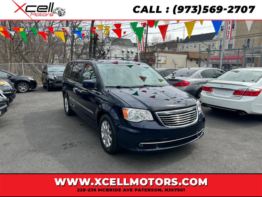 Used Chrysler Town & Country 4dr Wgn Touring 2016 | Xcell Motors LLC. Paterson, New Jersey