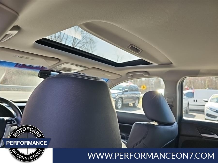 2010 Honda Accord Sdn 4dr I4 Auto EX-L, available for sale in Wilton, Connecticut | Performance Motor Cars Of Connecticut LLC. Wilton, Connecticut 2010 Honda Accord Sdn 4dr I4 Auto EX-L, available for sale in Wilton, Connecticut | Performance Motor Cars Of Connecticut LLC. Wilton, Connecticut