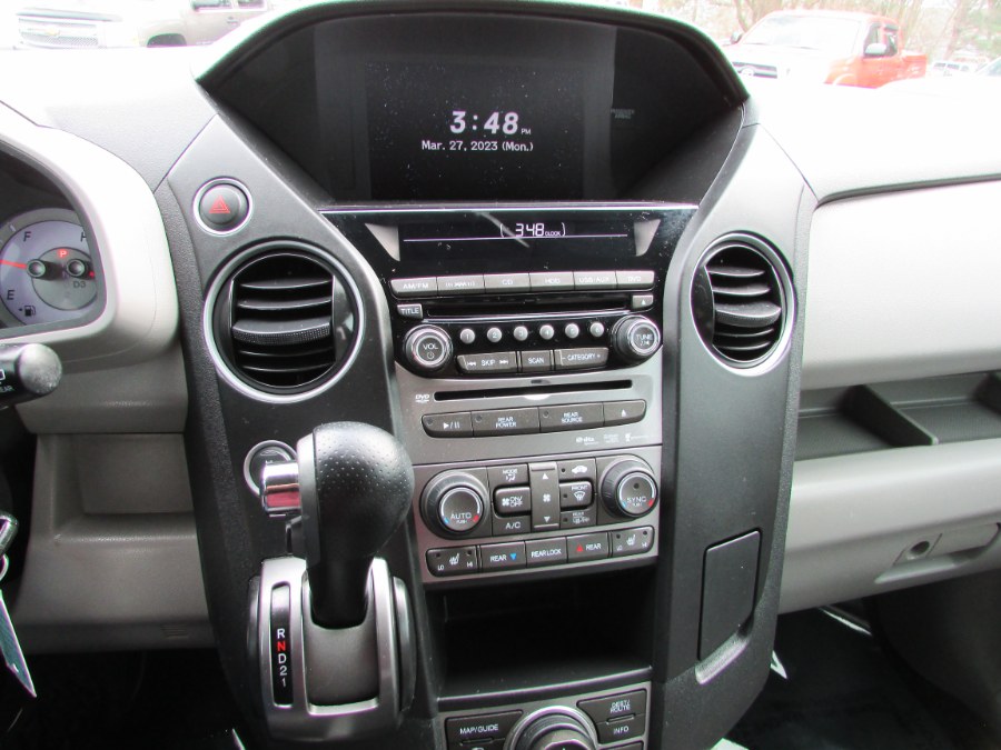 2015 Honda Pilot 4WD 4dr Touring w/RES & Navi, available for sale in East Windsor, Connecticut | United Auto Sales of E Windsor, Inc. East Windsor, Connecticut 2015 Honda Pilot 4WD 4dr Touring w/RES & Navi, available for sale in East Windsor, Connecticut | United Auto Sales of E Windsor, Inc. East Windsor, Connecticut