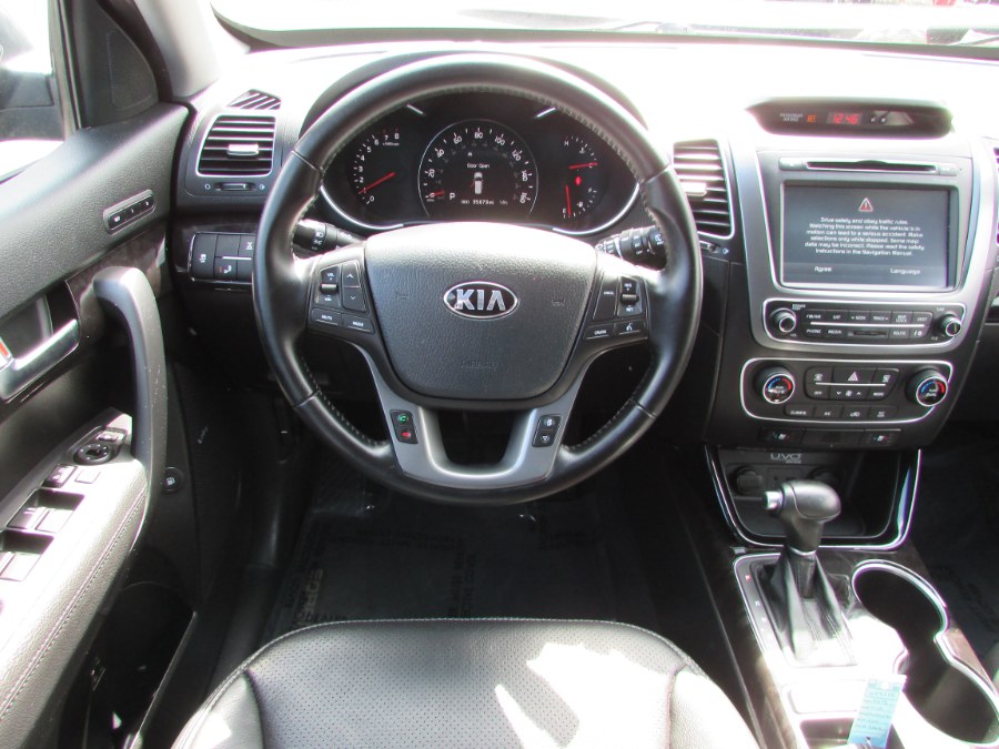 2014 Kia Sorento AWD 4dr I4 LX, available for sale in East Windsor, Connecticut | United Auto Sales of E Windsor, Inc. East Windsor, Connecticut 2014 Kia Sorento AWD 4dr I4 LX, available for sale in East Windsor, Connecticut | United Auto Sales of E Windsor, Inc. East Windsor, Connecticut