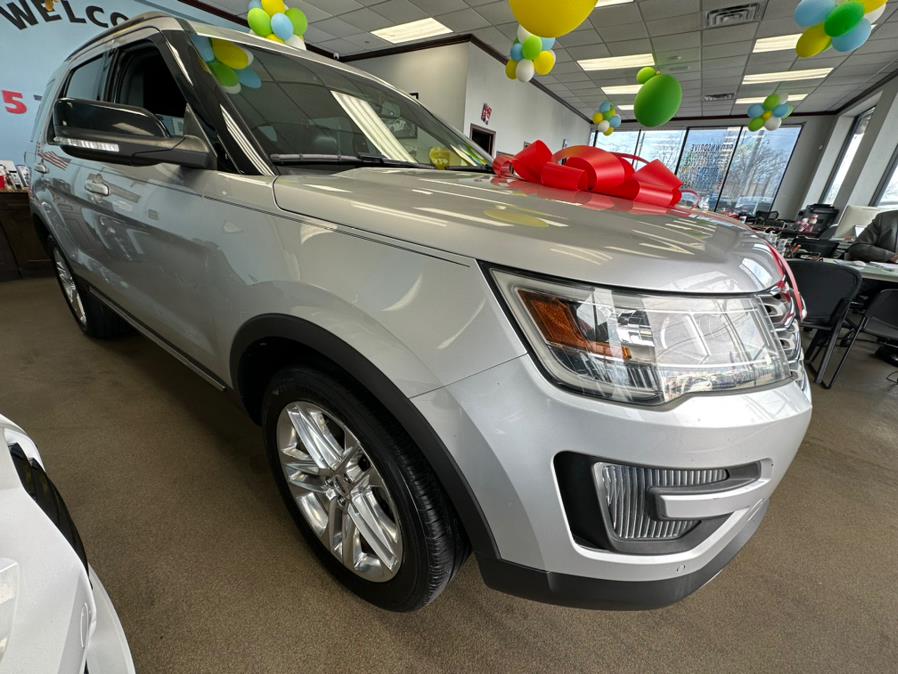 2016 Ford Explorer 4WD 4dr XLT, available for sale in Inwood, New York | 5 Towns Drive. Inwood, New York 2016 Ford Explorer 4WD 4dr XLT, available for sale in Inwood, New York | 5 Towns Drive. Inwood, New York